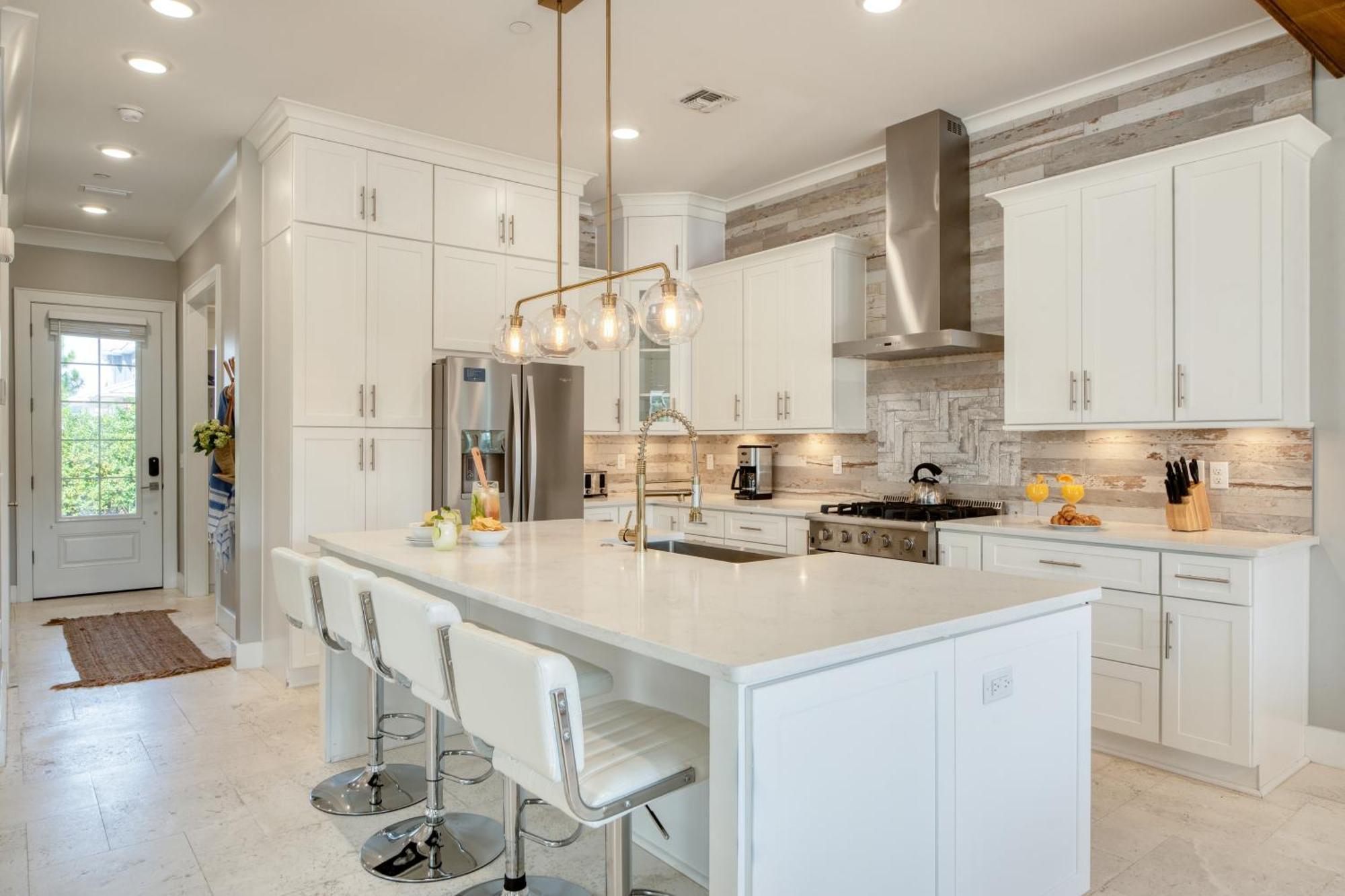 Edgewater By Avantstay Gorgeous Character Lakefront Home W Private Dock 德斯廷 外观 照片